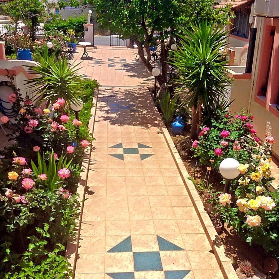Palmira Apartments Makrýgialos 외부 사진