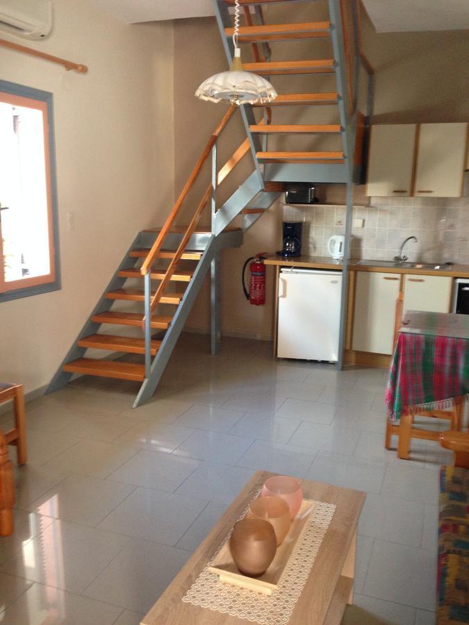 Palmira Apartments Makrýgialos 외부 사진