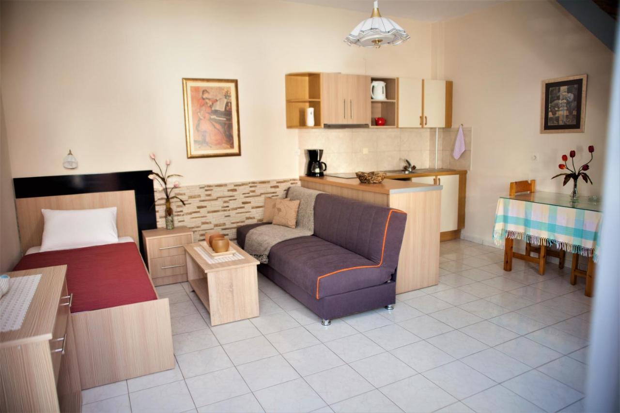 Palmira Apartments Makrýgialos 외부 사진