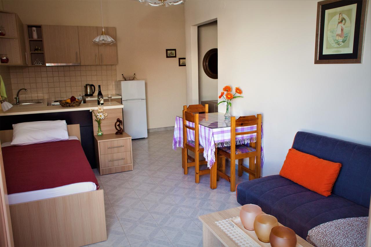 Palmira Apartments Makrýgialos 외부 사진